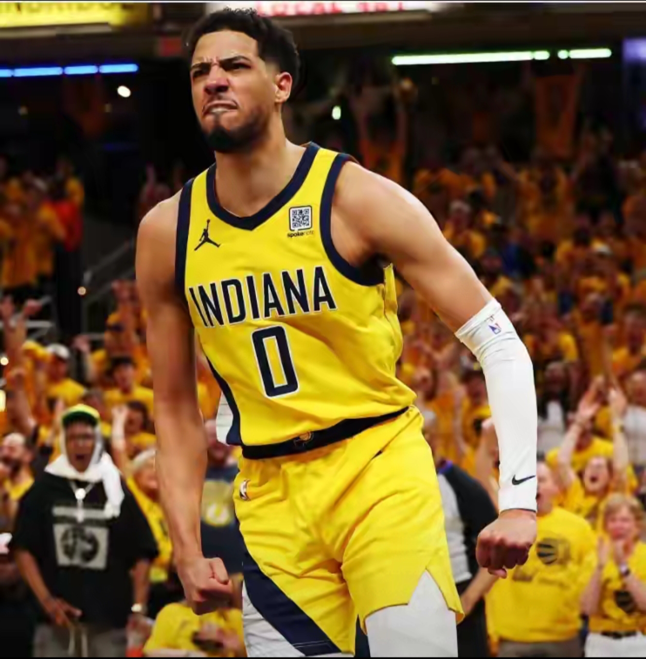 NBA常规赛冲刺阶段走向成谜，费耶诺德手感冰凉，信心回归，细节决定成败(手臂屈伸大于15)